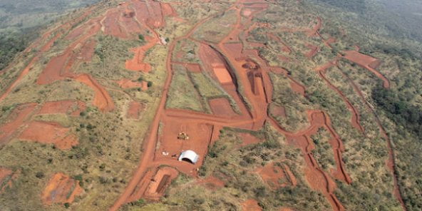 Guinée : le ministère des mines se lave de tout soupçon de corruption concernant l’octroi de la mine d’or de Kiniéro à la société Sycamore Mining