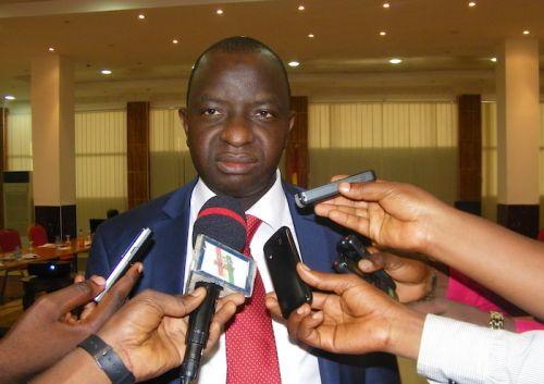 Supposée « corruption » relative à l’appel d’offres de la mine d’or de Kiniéro : Ecofin Hebdo rectifie le tir… publie le droit de réponse du ministère guinéen des Mines et de la Géologie