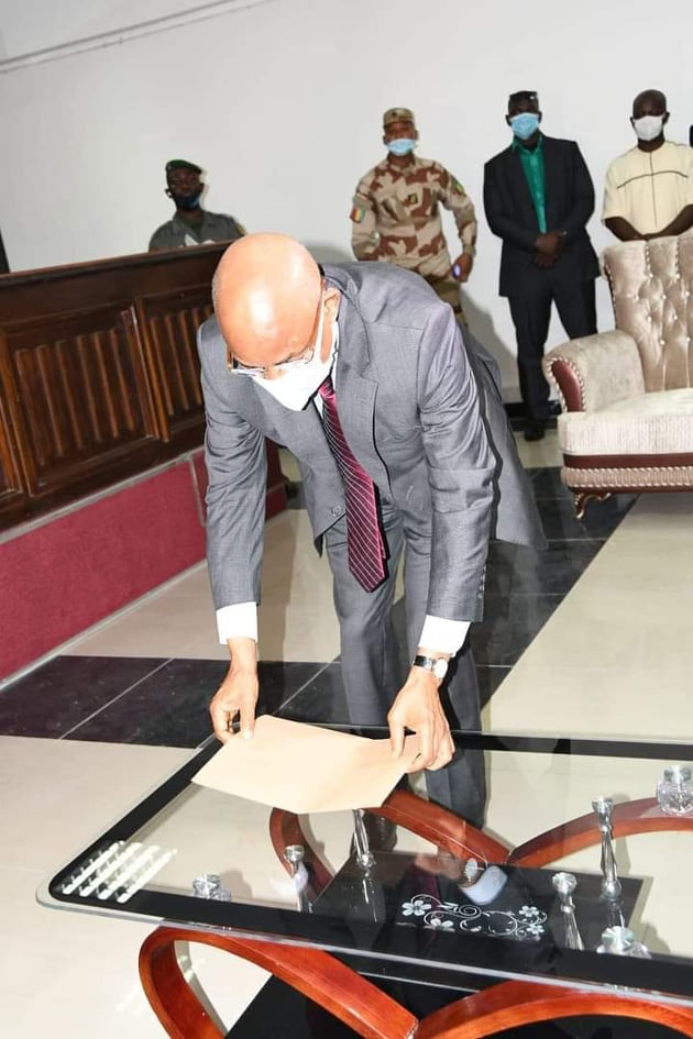 Présidentielle 2020 : en image, Cellou Dalein Diallo a déposé son dossier de candidature