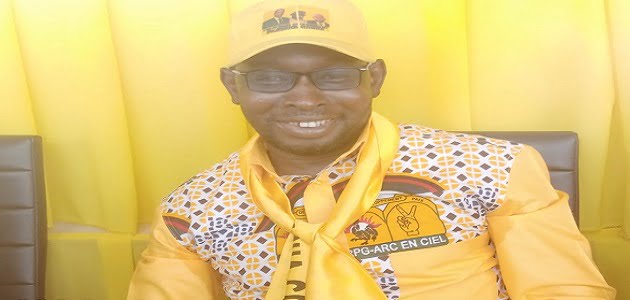 Alpha Condé accueilli en triomphe au stade 28 septembre, Ahmed Sékou Keita du Ministère des Mines… était présent