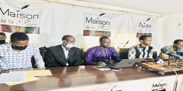 Détention prolongée du journaliste Amadou Diouldé Diallo : le COSADD annonce une marche pacifique ce mercredi 31 mars 2021 à Kaloum