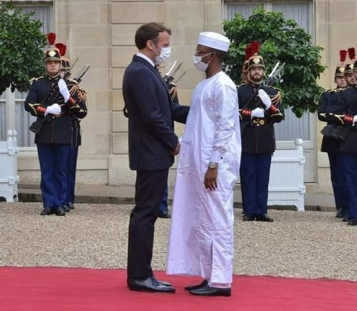 La diplomatie trop mesurée de la France : le fils de Déby à Paris !