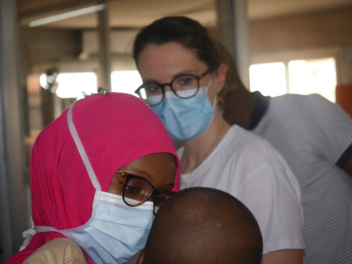 RAPPORT DU PROJET : « MISSION DE CHIRURGIE MAXILLO-FACIALE GRATUITE EN FAVEUR DES ENFANTS ATTEINTS DE MALFORMATION FACIALE »