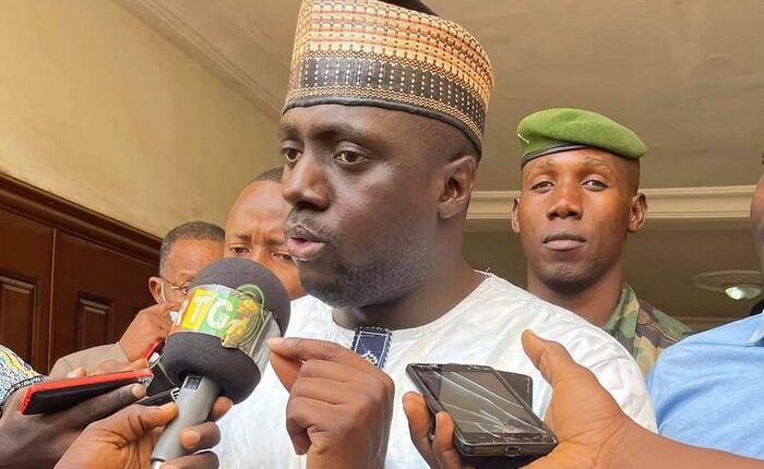 Guinée : la durée de 36 mois calée, et le ministre Mory Condé porte un coup sévère à la gestion du professeur Alpha Condé