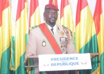 Quasiment la même rhétorique du 5 septembre, remake, le colonel réitère une nouvelle fois l&rsquo;idée de refondation…