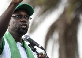 Coup de tonnerre au Sénégal : dissolution du parti de Sonko