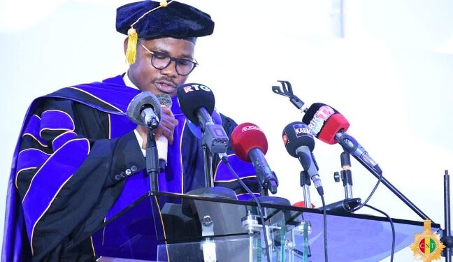Dr Dansa Kourouma reçoit un Doctorat Honoris Causa pour son leadership exemplaire