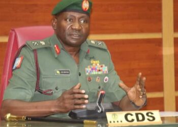 Nigeria : le général Musa réaffirme son soutien à la démocratie et se tient prêt à intervenir au Niger